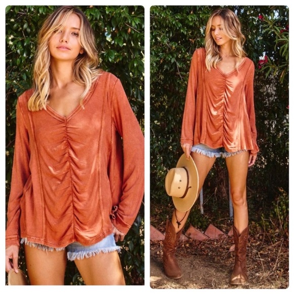 โ๐ผ #1380 Fun Rusty Ruched Stone Washed V Neck Long Sleeve Top - Picture 4 of 17